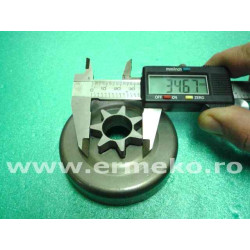 Roata lant 3/8" - Z=7 - HOMELITE XL, HOMELITE XL-12 dupa seria Nr. 1735838, HOMELITE XL-Auto, HOMELITE Super-XL-Auto, HOMELITE XL800, HOMELITE XL850, HOMELITE XL870, HOMELITE XL875, HOMELITE XL901, HOMELITE XL903, HOMELITE XL904, HOMELITE XL913